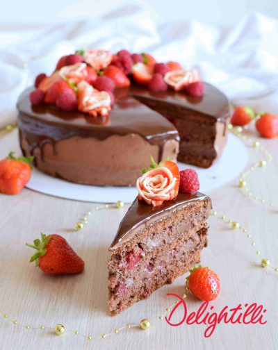 Bezlepková bezmliečna vegánska nízkosacharidová čokoládovo malinová torta Čokoládová Parížanka Delightilli