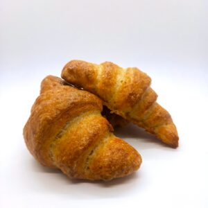 Bezlepkový bezmliečny vegánsky sladký a slaný croissant Delightilli kysnuté bezlepkové pečivo